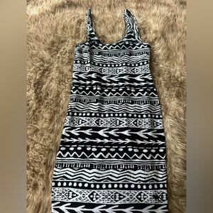 Victoria Secret PINK Black and White Patterned Dress